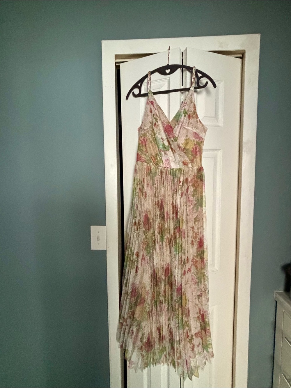 NWOT - Chicwish Floral Pleated Mesh Cami Dress